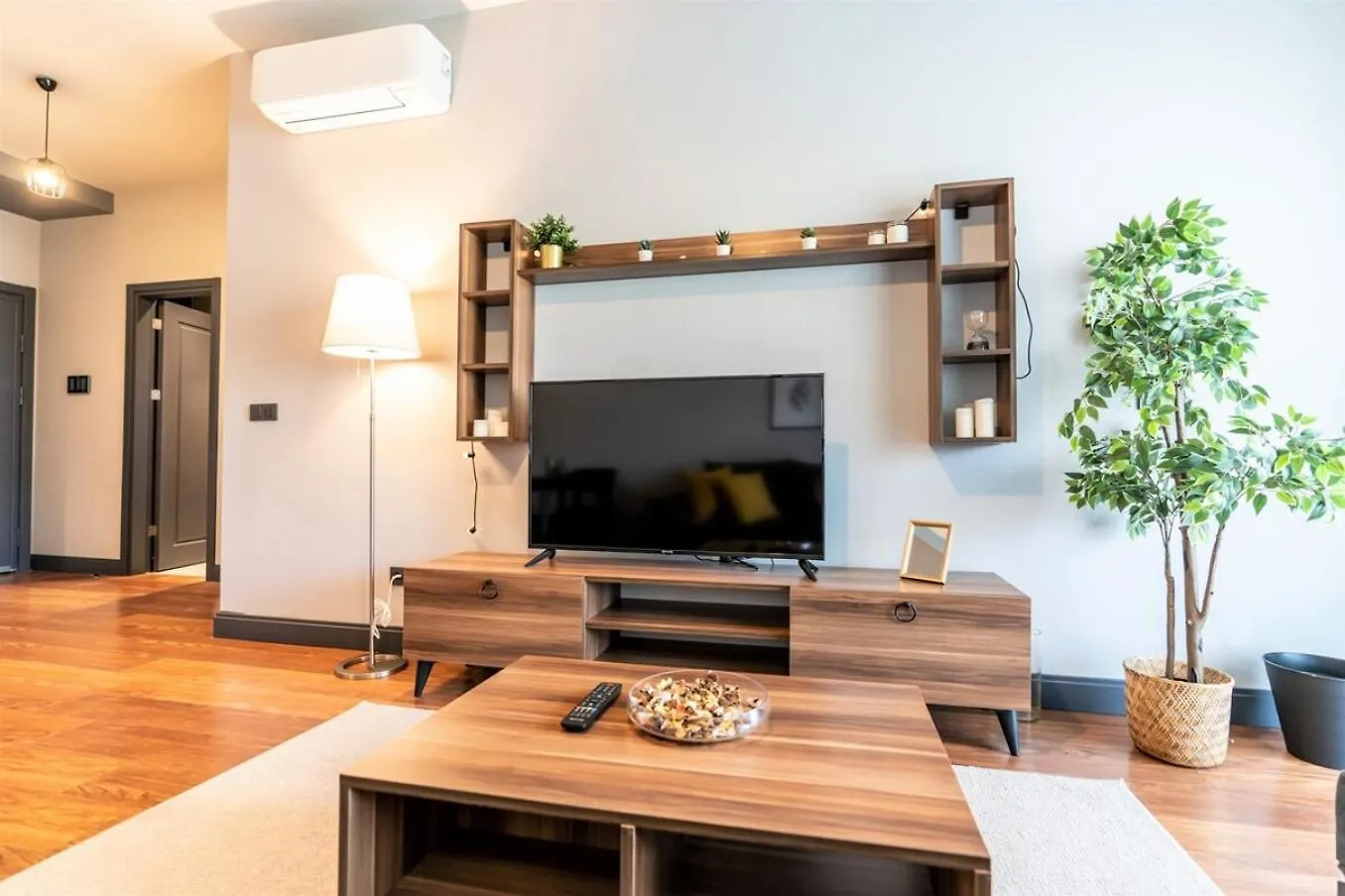 Apartment Bright And Modern Apt With Stunning City View Istanbul